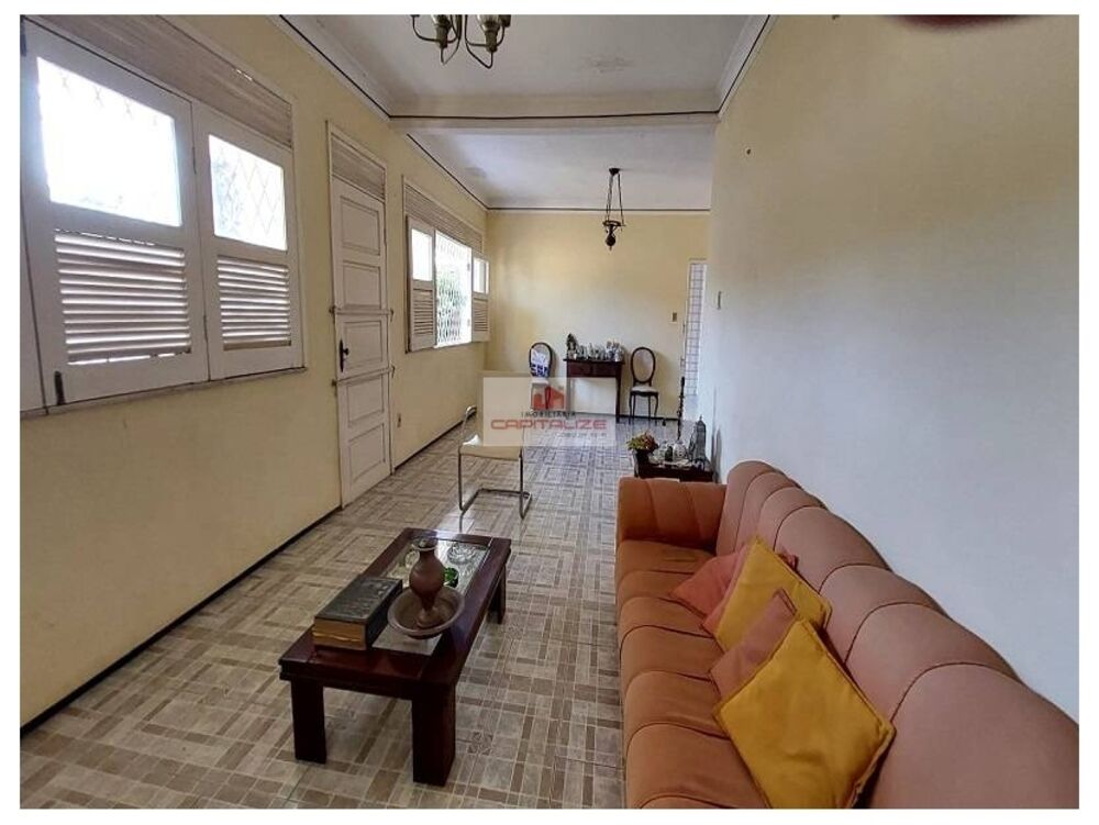 Casa à venda com 4 quartos, 390m² - Foto 4