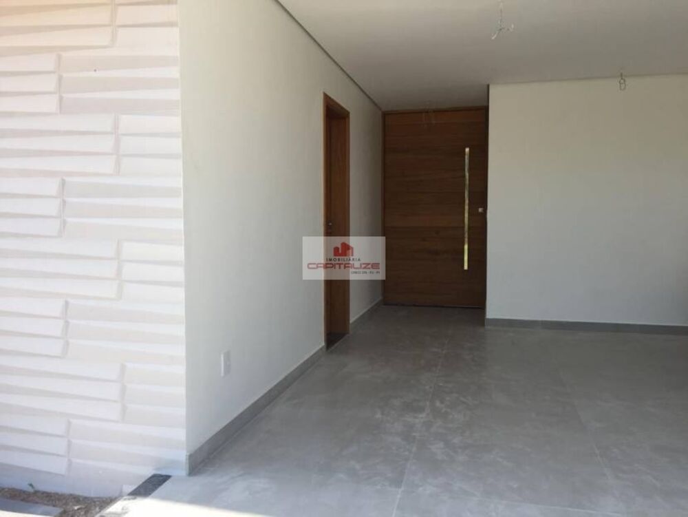 Casa, 5 quartos, 1600 m² - Foto 1