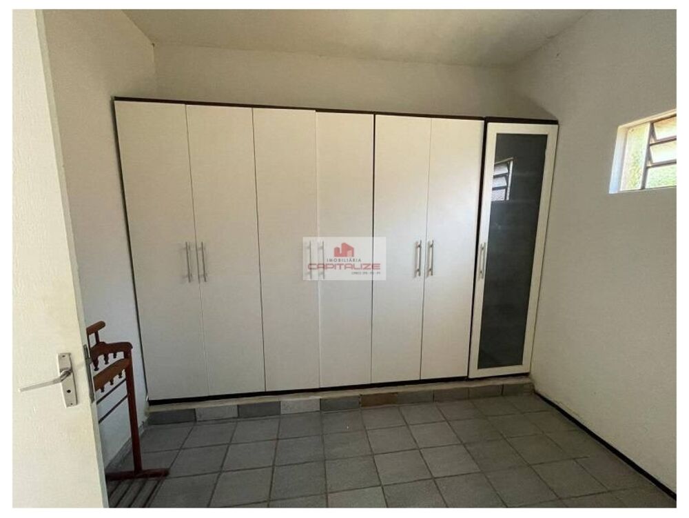 Casa à venda com 3 quartos, 780m² - Foto 10