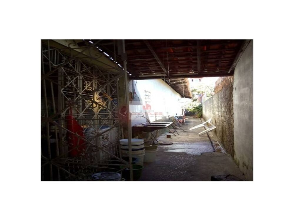 Casa à venda com 4 quartos, 300m² - Foto 12