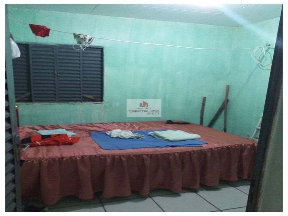 Casa, 2 quartos, 180 m² - Foto 1