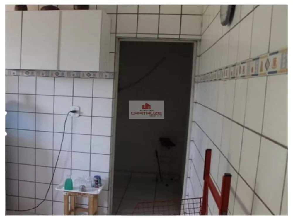 Conjunto Comercial-Sala à venda com 16 quartos, 400m² - Foto 1