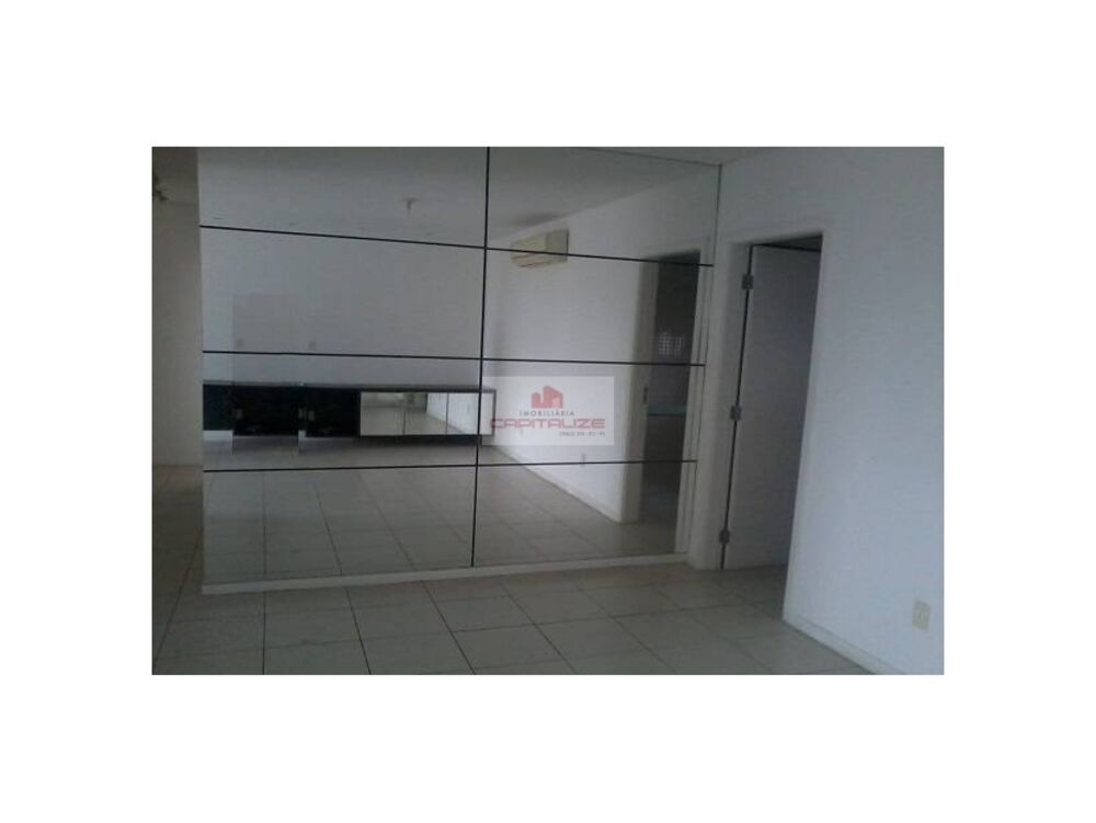 Apartamento à venda com 3 quartos, 127m² - Foto 1