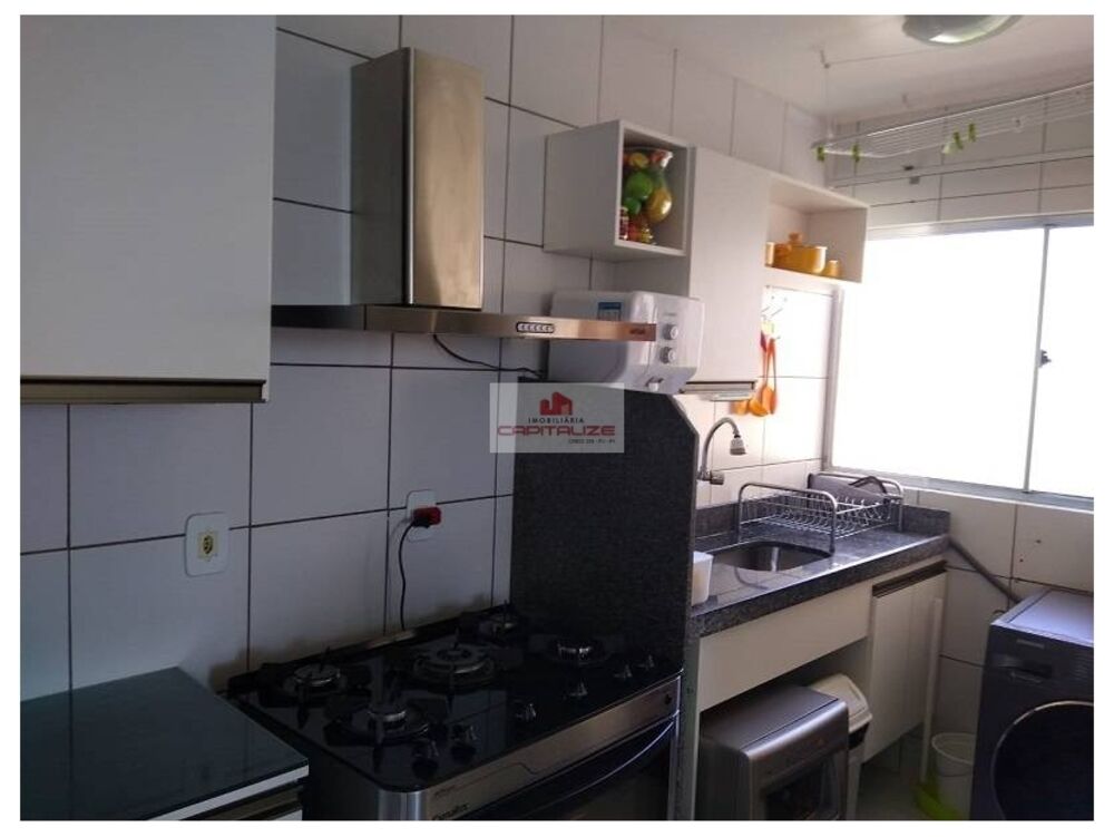 Apartamento à venda com 3 quartos, 77m² - Foto 3