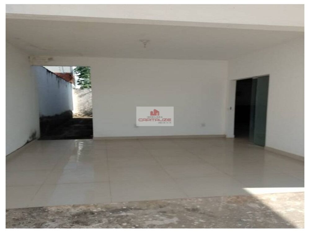 Casa à venda com 3 quartos, 200m² - Foto 5