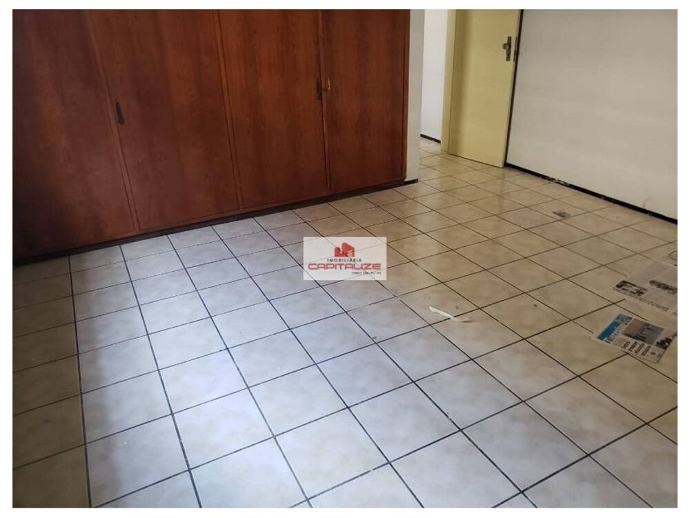 Casa à venda com 4 quartos, 840m² - Foto 8