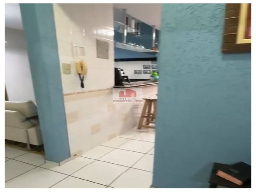 Apartamento à venda com 3 quartos, 78m² - Foto 4