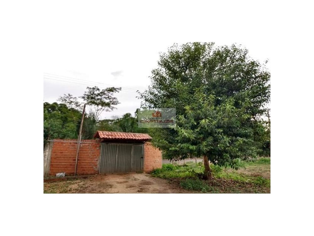 Casa à venda com 4 quartos, 5300m² - Foto 2
