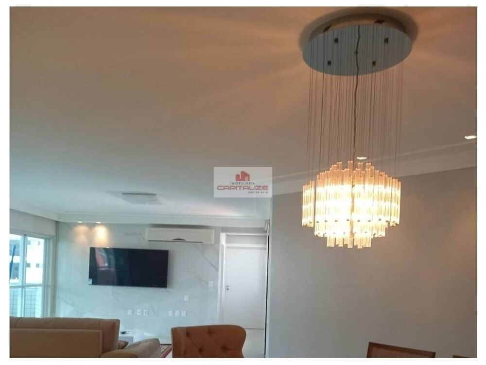 Apartamento à venda com 5 quartos, 214m² - Foto 1