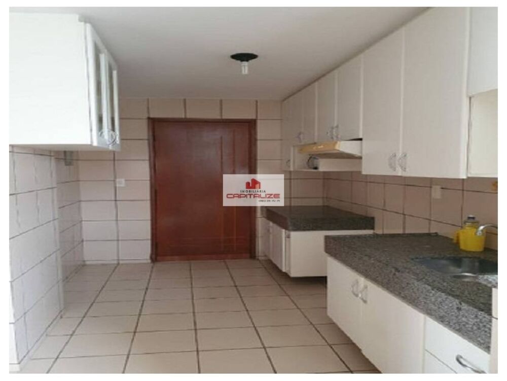 Apartamento à venda com 3 quartos, 94m² - Foto 10
