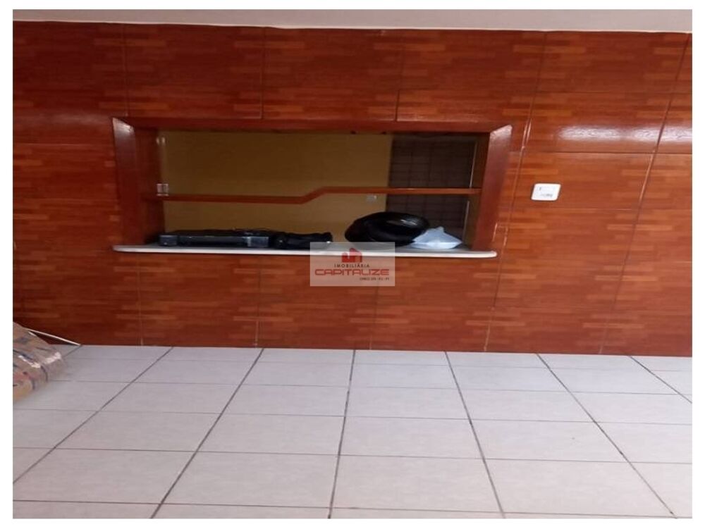 Casa, 4 quartos, 110 m² - Foto 1