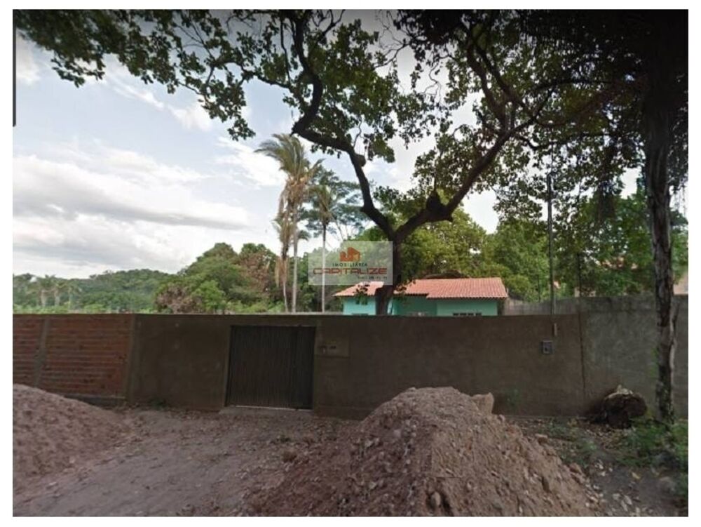Casa à venda com 2 quartos, 480m² - Foto 1