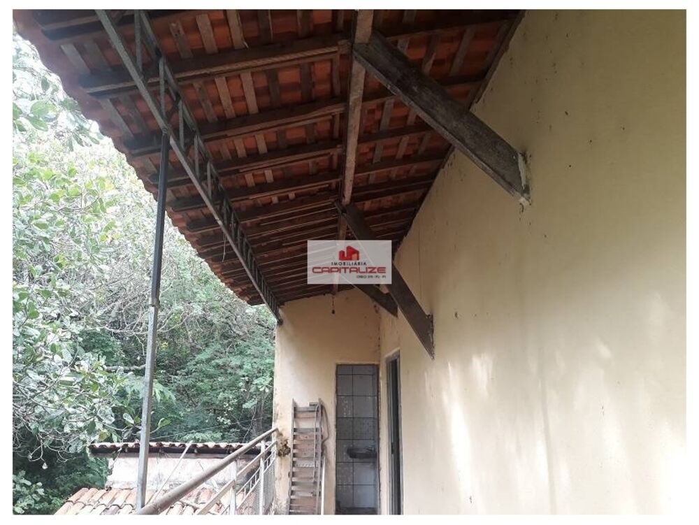 Casa à venda com 5 quartos, 2m² - Foto 7