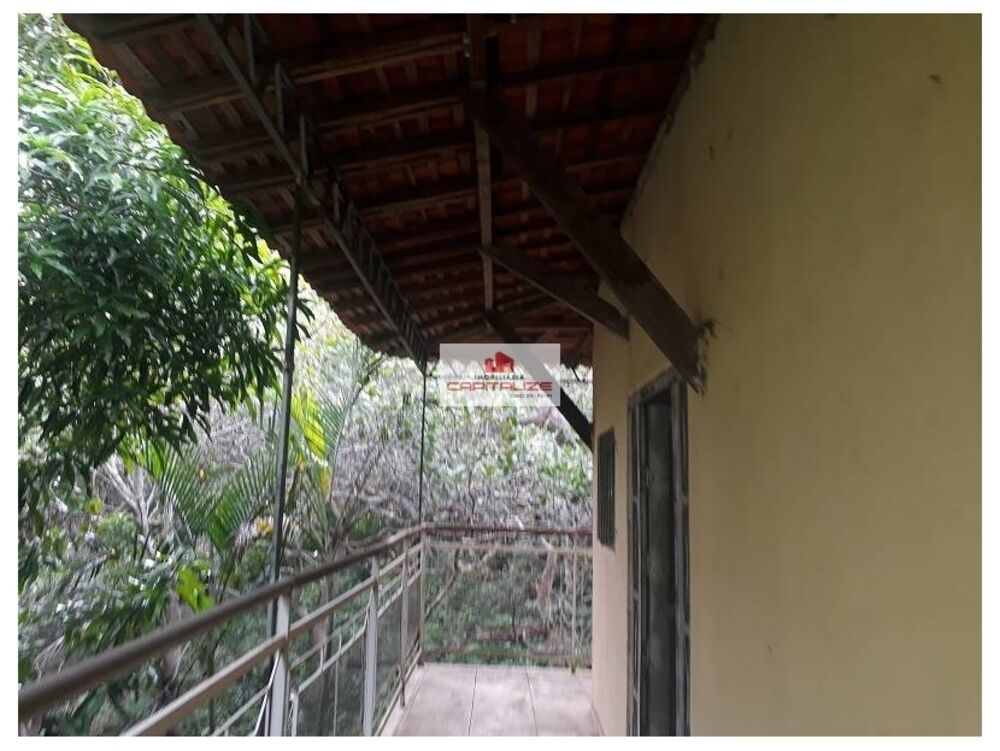 Casa à venda com 5 quartos, 2m² - Foto 8