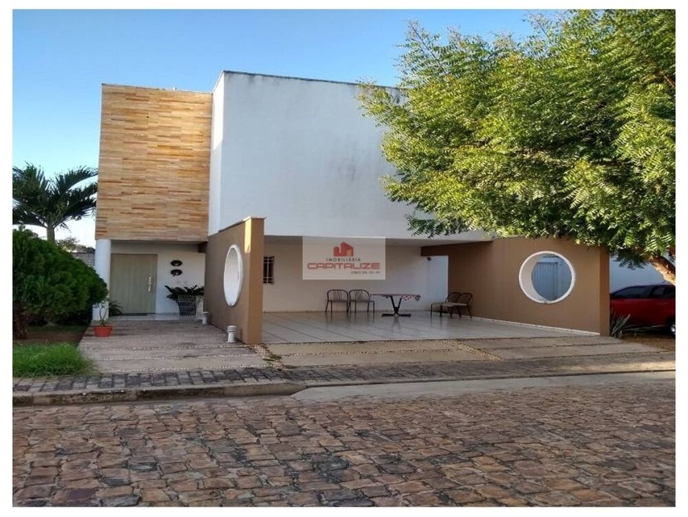 Casa à venda com 4 quartos, 170m² - Foto 2
