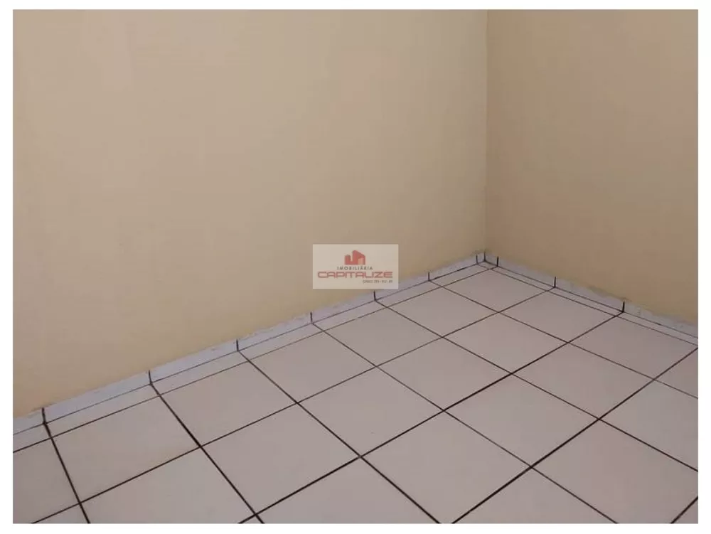 Apartamento à venda com 3 quartos, 68m² - Foto 4