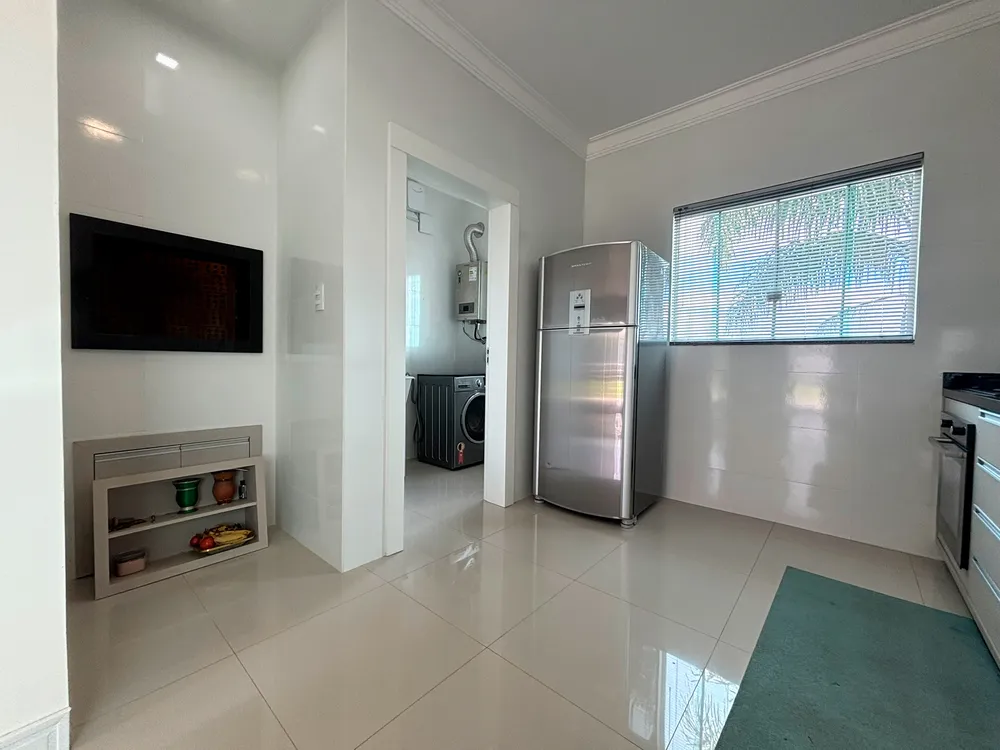 Casa, 3 quartos, 260 m² - Foto 6