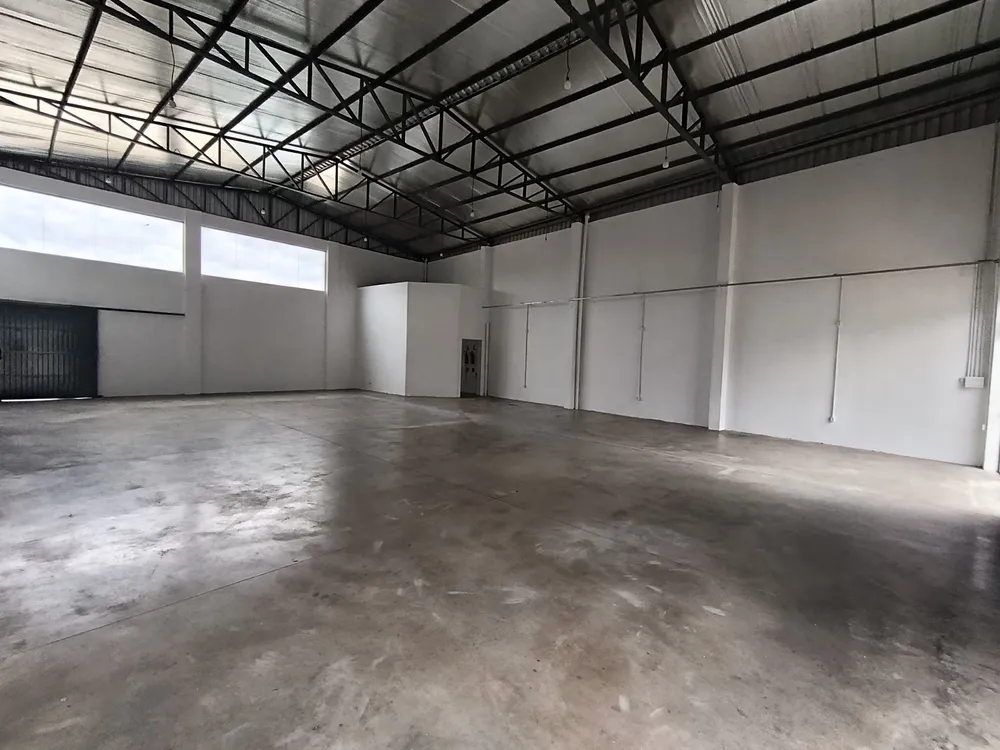 Depósito-Galpão, 245 m² - Foto 1