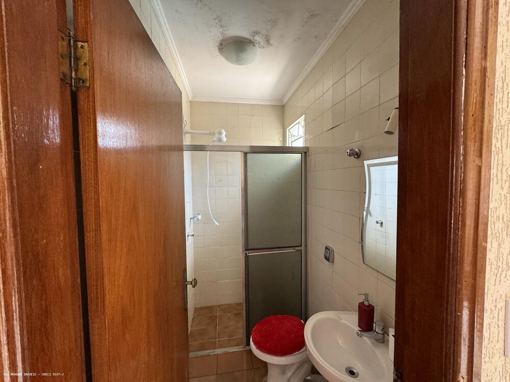 Casa à venda com 4 quartos, 418m² - Foto 2