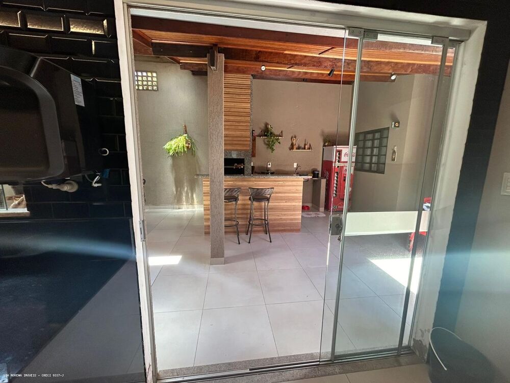 Casa de Condomínio à venda com 3 quartos, 200m² - Foto 4