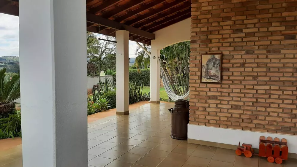 Casa à venda com 3 quartos, 400m² - Foto 3