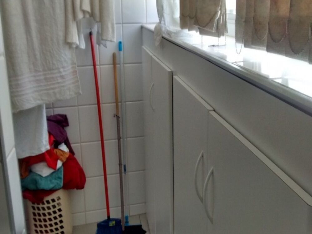 Apartamento à venda com 2 quartos, 70m² - Foto 4