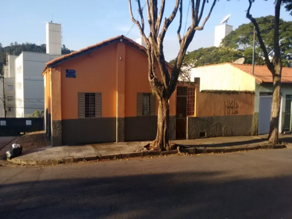 Casa à venda com 3 quartos, 103m² - Foto 1