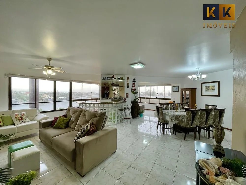 Apartamento, 3 quartos, 160 m² - Foto 1