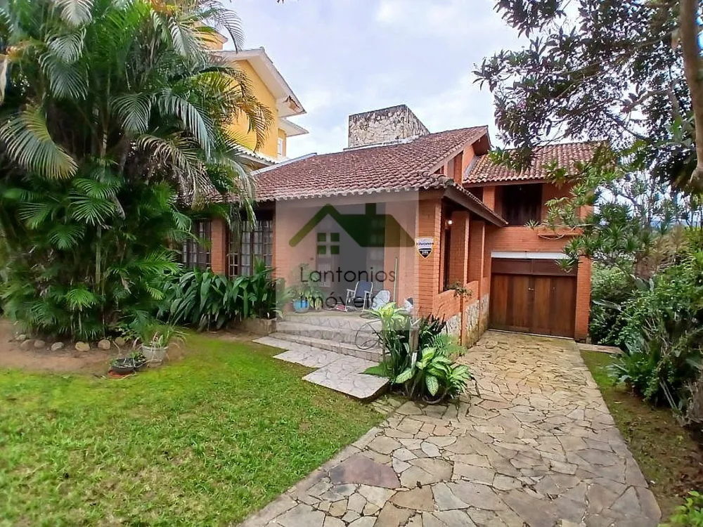 Casa, 3 quartos, 190 m² - Foto 1