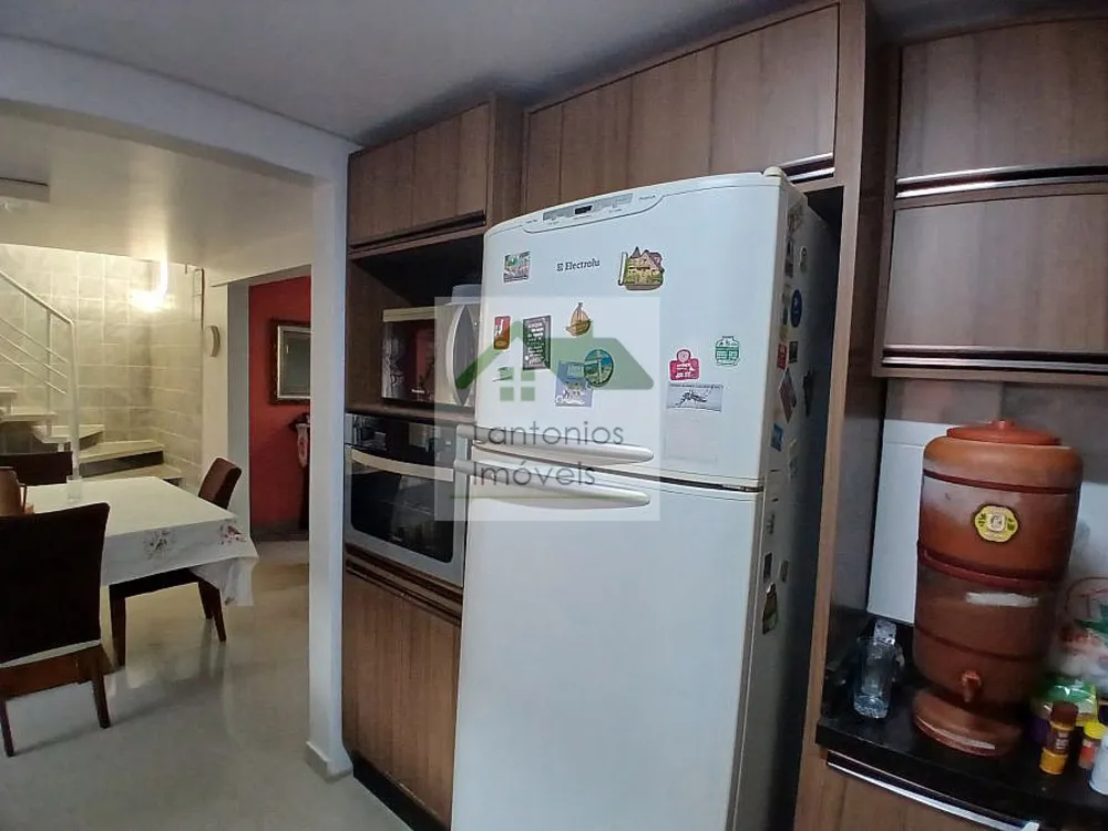 Sobrado, 4 quartos, 222 m² - Foto 1