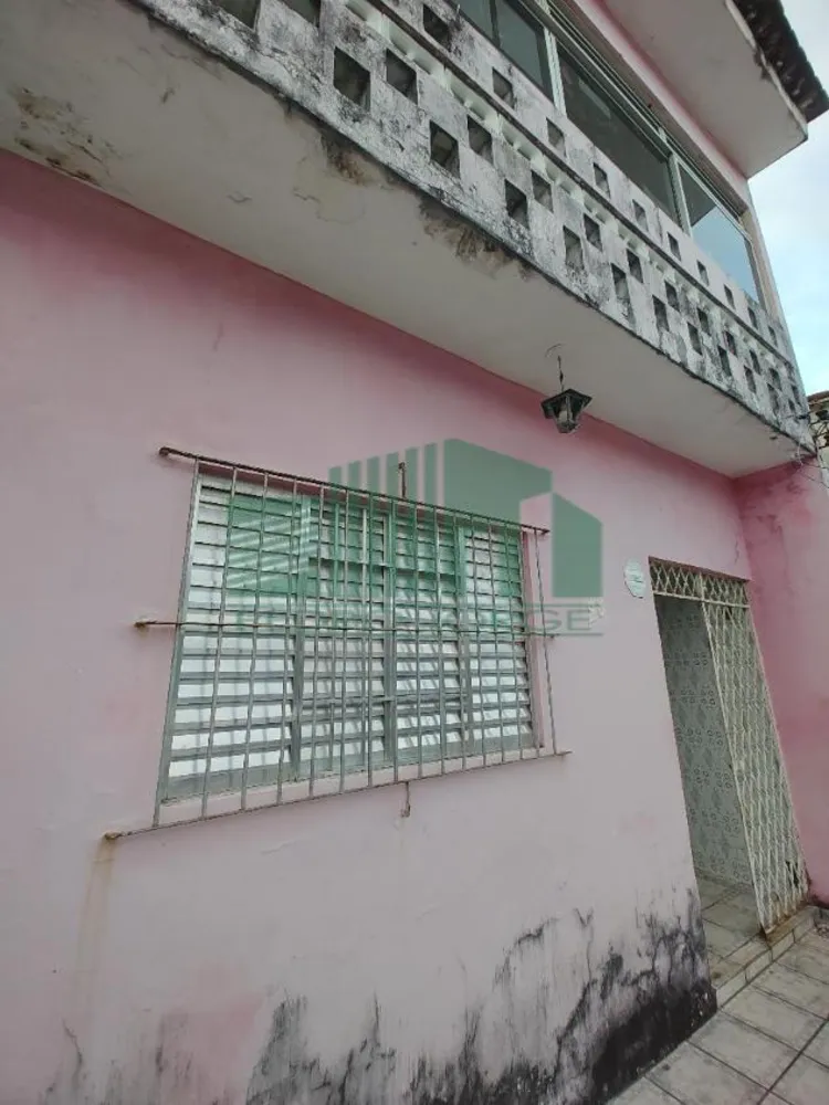 Casa, 4 quartos, 200 m² - Foto 1