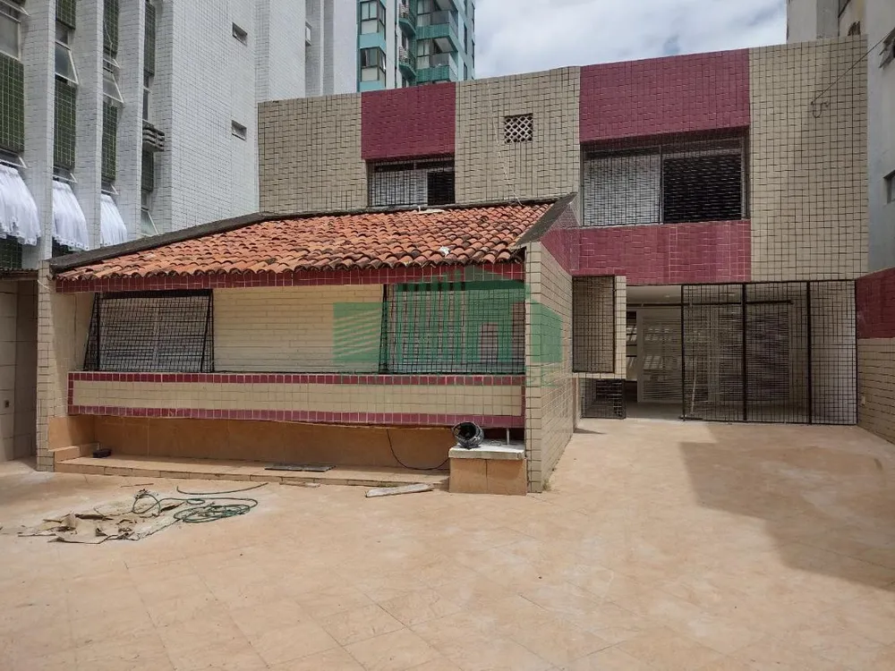 Casa, 3 quartos, 277 m² - Foto 1
