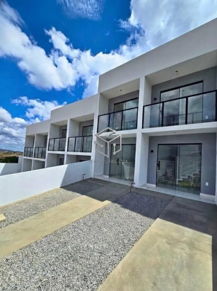 Casa, 2 quartos, 62 m² - Foto 1
