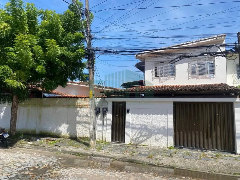 Casa, 7 quartos, 302 m² - Foto 1