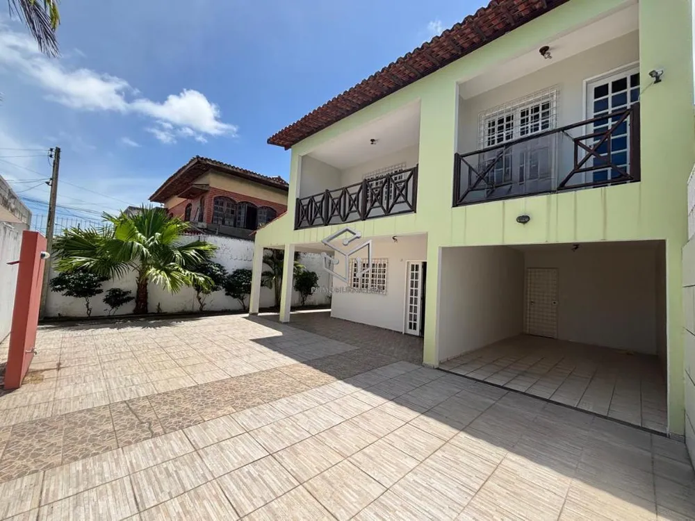 Casa, 4 quartos, 298 m² - Foto 1
