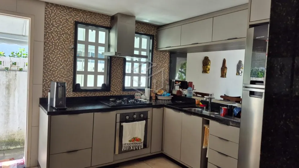 Casa, 3 quartos, 210 m² - Foto 7