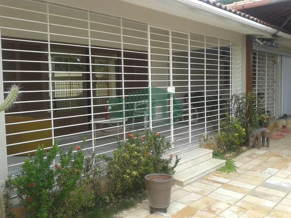 Casa, 4 quartos, 230 m² - Foto 1