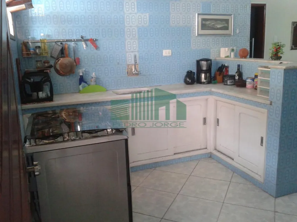 Casa, 4 quartos, 230 m² - Foto 1