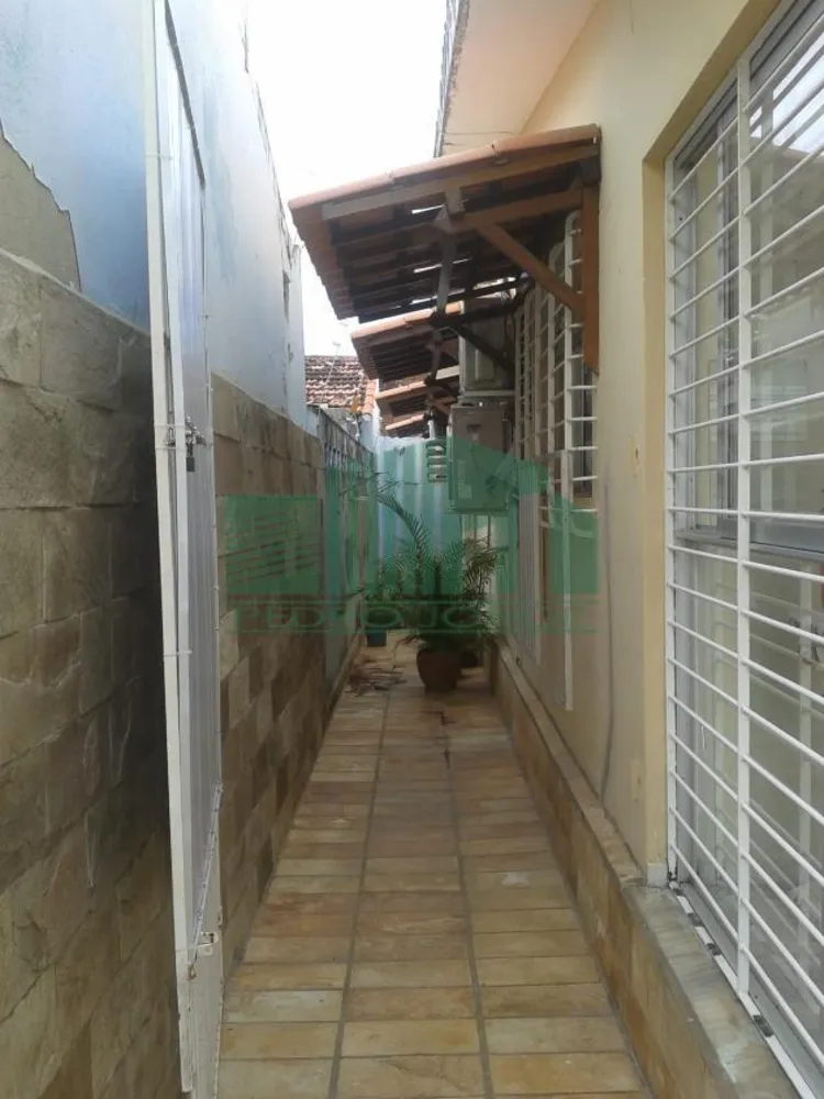 Casa, 4 quartos, 230 m² - Foto 3