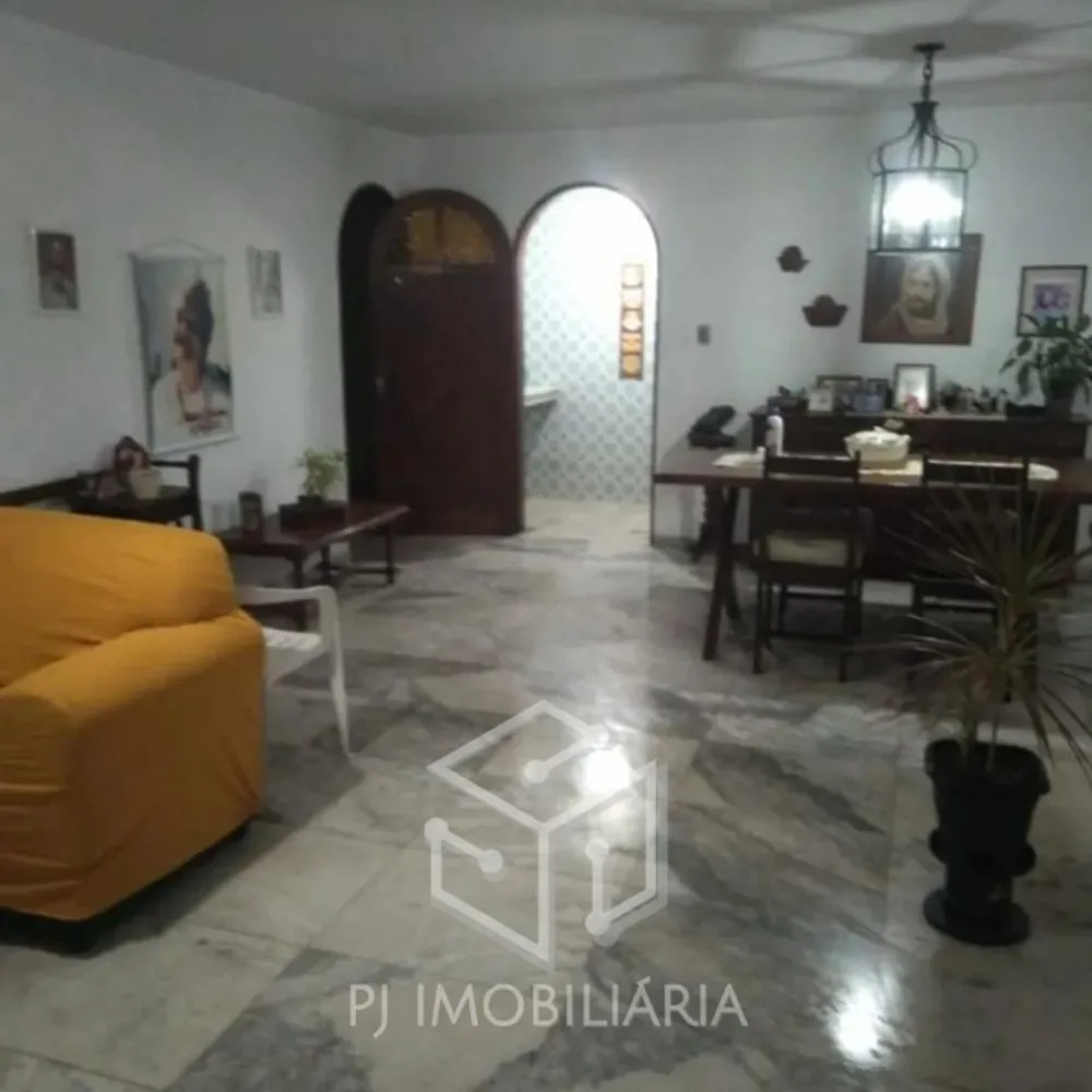 Casa, 4 quartos, 202 m² - Foto 2