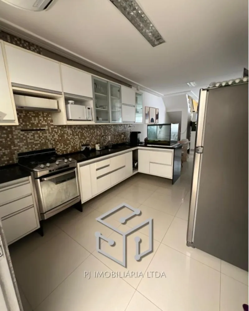 Casa, 3 quartos, 200 m² - Foto 2