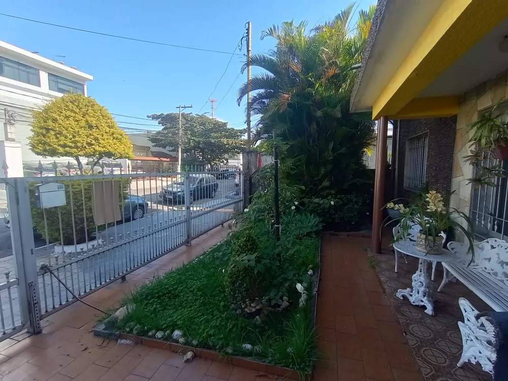 Sobrado à venda com 3 quartos, 300m² - Foto 37