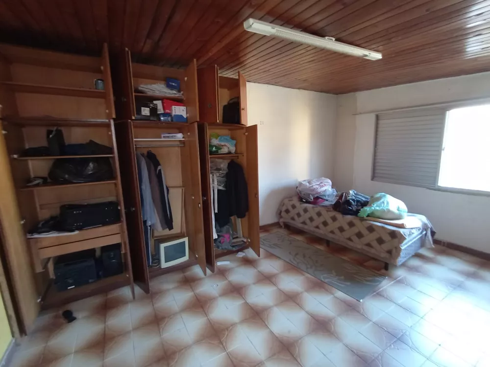 Sobrado à venda com 3 quartos, 300m² - Foto 17