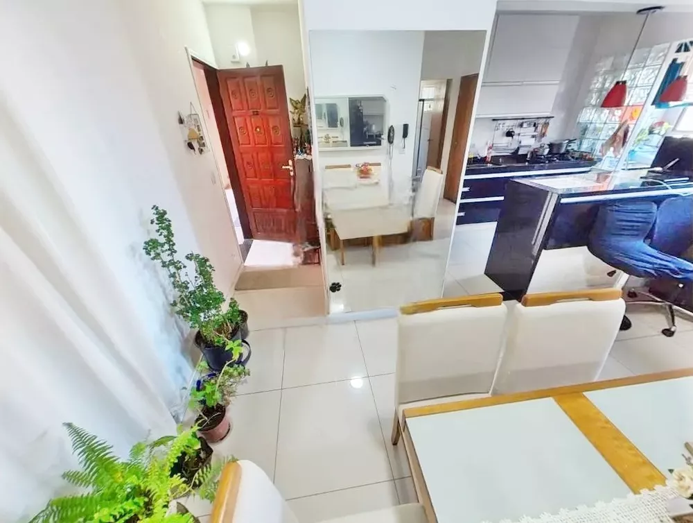 Apartamento à venda com 2 quartos, 60m² - Foto 3