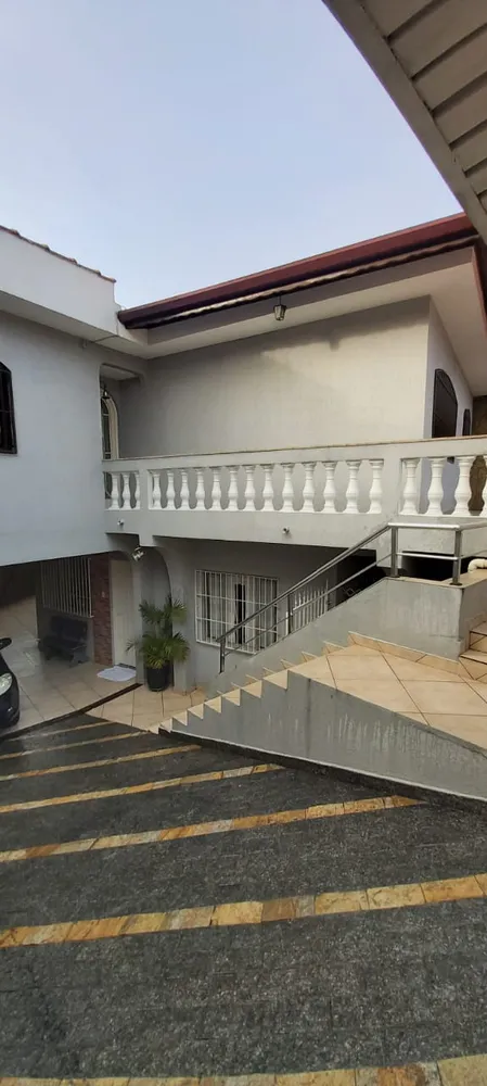 Casa, 3 quartos, 300 m² - Foto 2