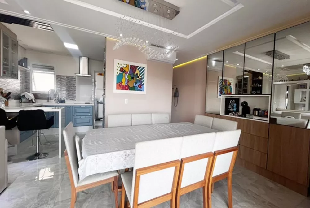 Apartamento à venda com 3 quartos, 120m² - Foto 2