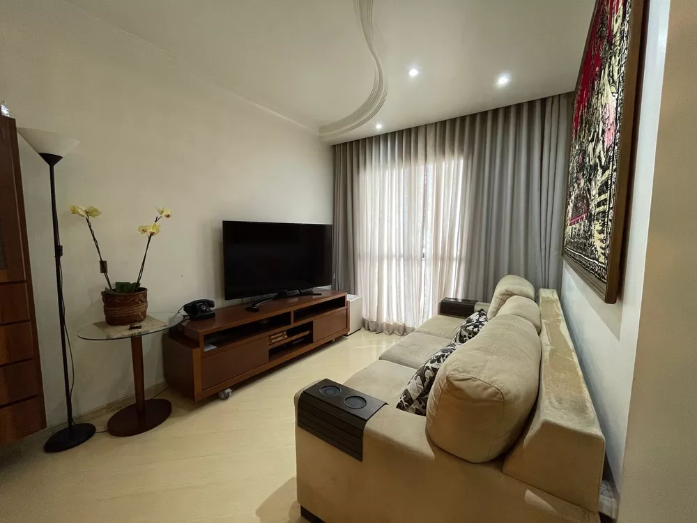 Apartamento à venda com 2 quartos, 66m² - Foto 3