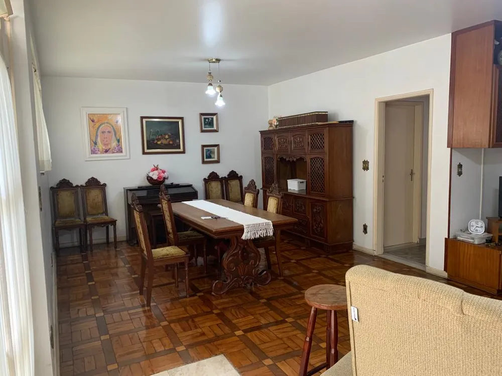 Casa, 3 quartos, 315 m² - Foto 1