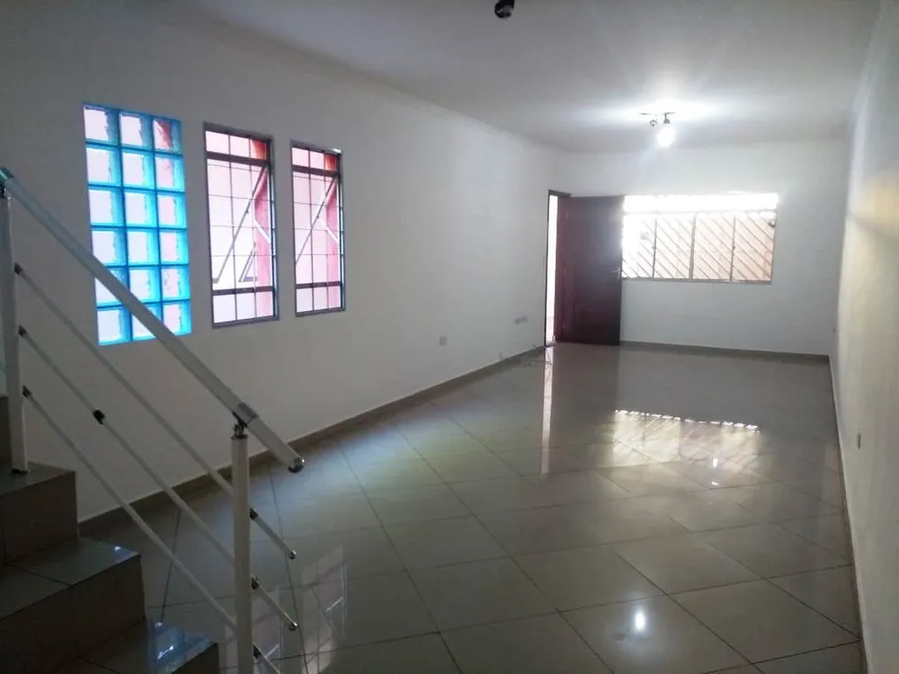Sobrado, 4 quartos, 180 m² - Foto 2