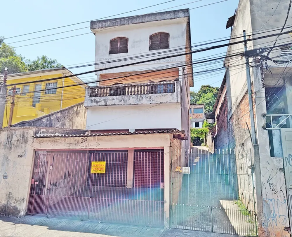 Sobrado, 3 quartos, 218 m² - Foto 2